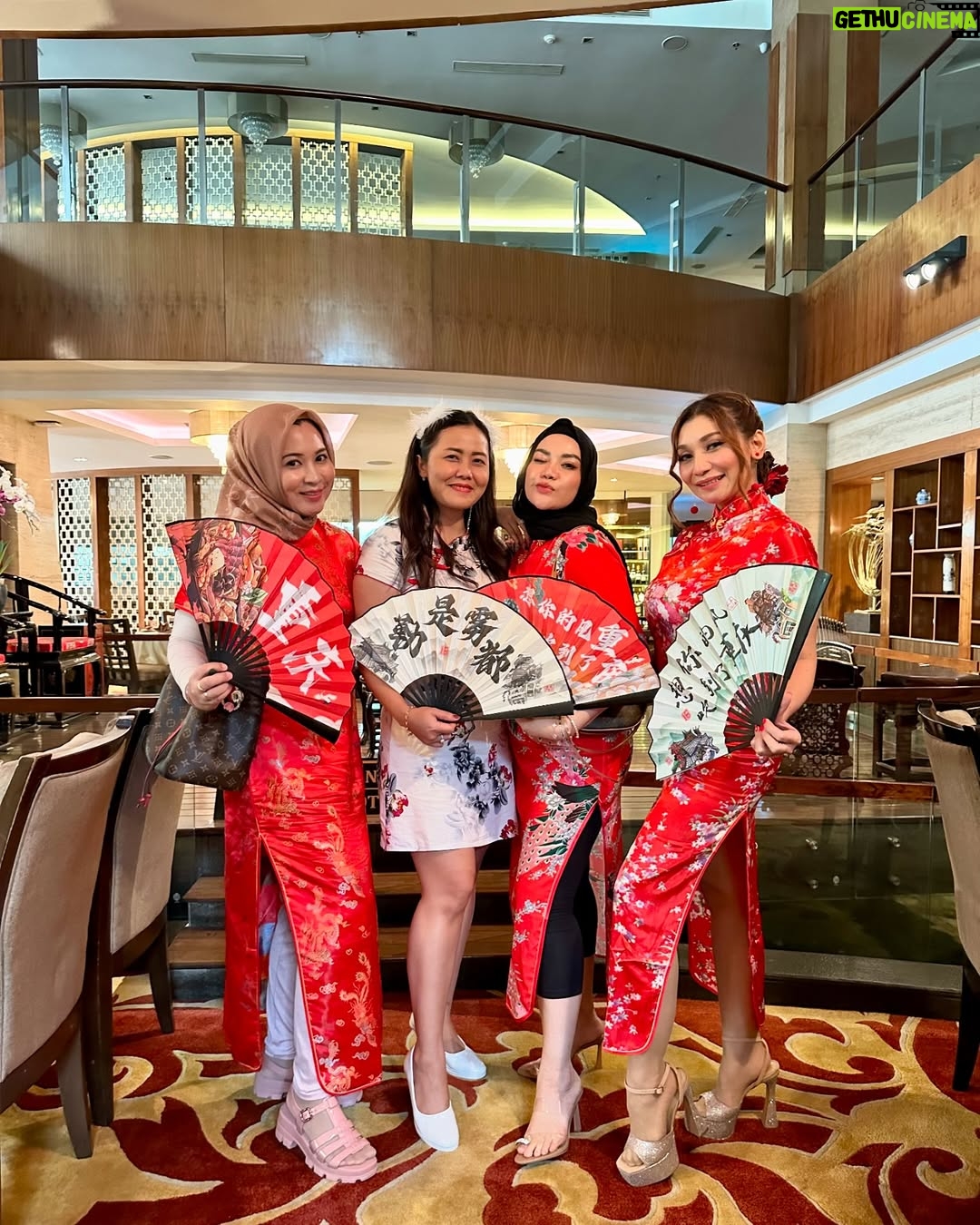 Baby Margaretha - 3 Likes - #birthdaylunch #cheongsam #cheongsamdress #friendsforever #jingrestaurant