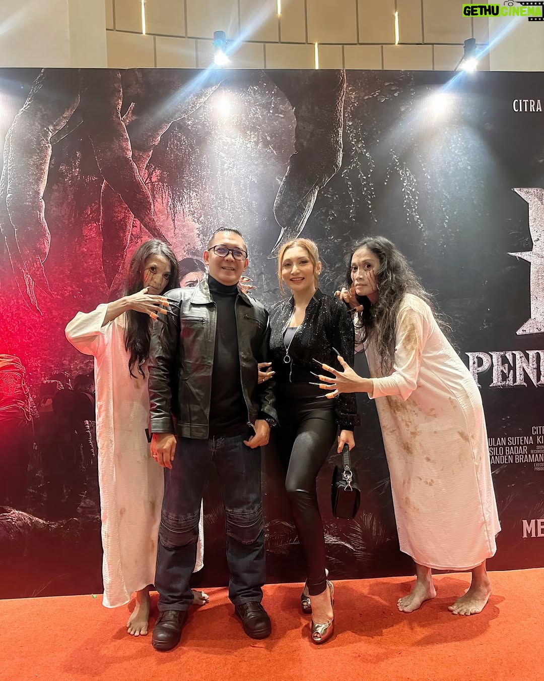 Baby Margaretha - 3 Likes - Gala Premiere Film "EVA" Pendakian Terakhir.
Tayang di Seluruh Bioskop Indonesia 16 Januari 2025 😎
#movie #eva #filmeva #bioskop #bioskopindonesia #explore #horormovie #hororindonesia #cinema #cinemaxx #epicentrumxxi #cinemaxxi #epicentrum #jakarta