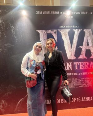 Baby Margaretha Instagram - Gala Premiere Film "EVA" Pendakian Terakhir.
Tayang di Seluruh Bioskop Indonesia 16 Januari 2025 😎

#movie #eva #filmeva #bioskop #bioskopindonesia #explore #horormovie #hororindonesia #cinema #cinemaxx #epicentrumxxi #cinemaxxi #epicentrum #jakarta