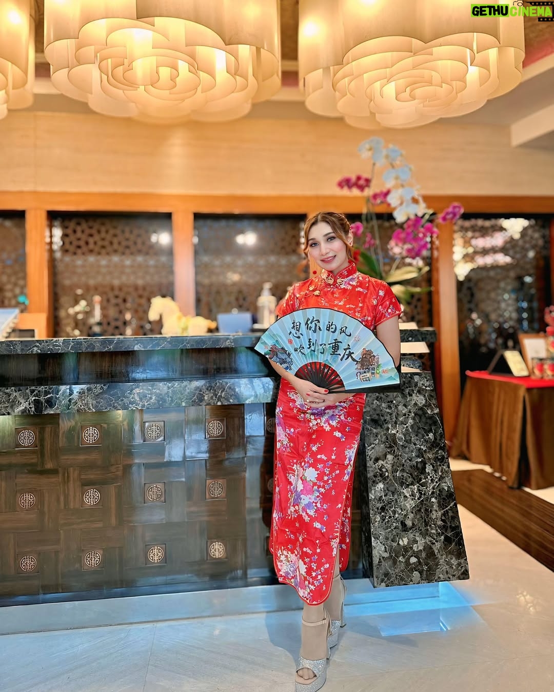 Baby Margaretha - 3 Likes - #babymargaretha #babymargaretha1 #friendshipgoals #birthdaylunch #cheongsamdress #cheongsamtheme #ootd #redgirl #jingrestaurant #colourful #bandung