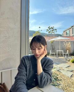 Actress Bae Yoon-kyung HD Photos and Wallpapers April 2025
