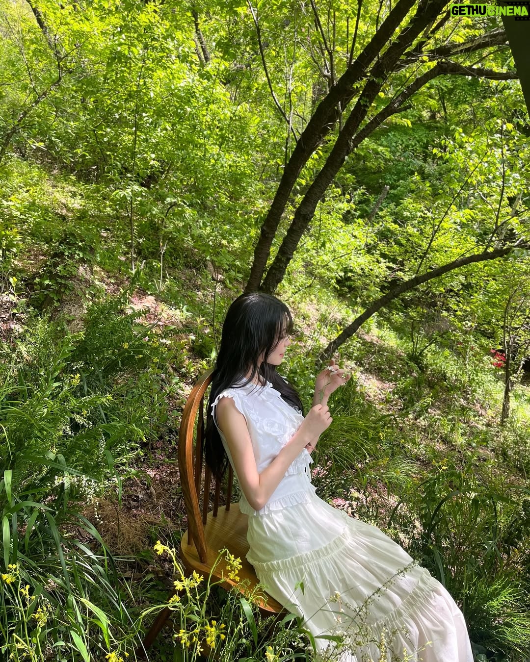 Baek Ji-heon - 289.9K Likes - 작년 어딘가..?