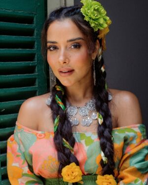 Balqees Ahmed Fathi Instagram - عندك نهار او جوج 😡❤️
كيجاتكم اللوكات ديال #طاوعك_قلبك ؟!