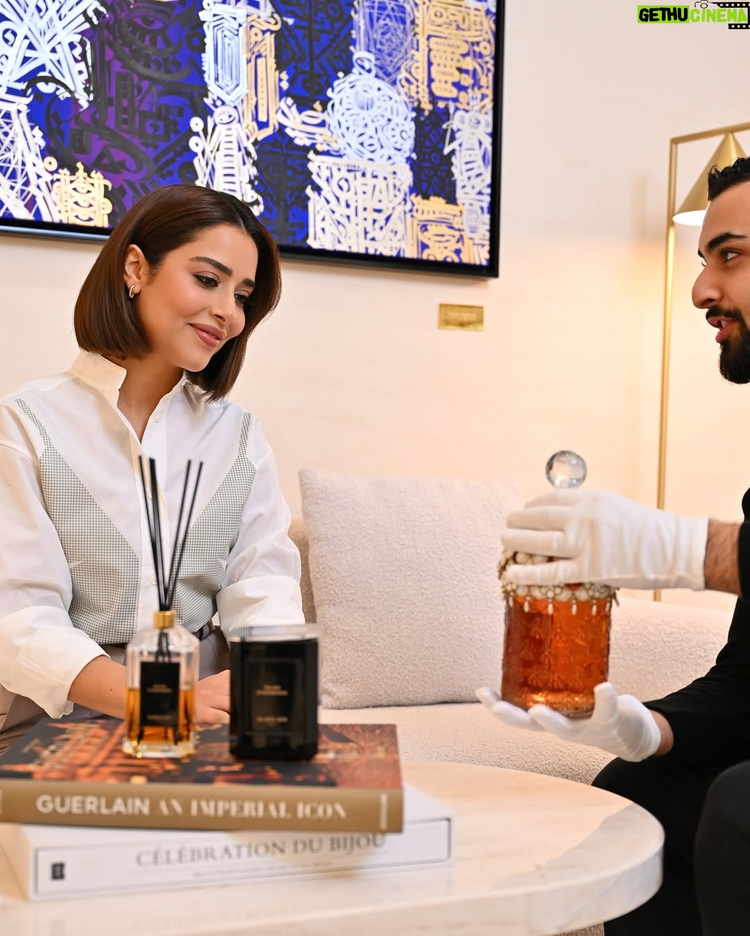 Balqees Ahmed Fathi - 35.4K Likes - A tailor-made experience to discover your unique Guerlain olfactive signature. 
Explore the captivating world of fragrance at Guerlain boutiques. Discover their iconic perfumes and indulge in an olfactive journey tailored to your senses. Visit your nearest Guerlain boutique today and uncover the brand's timeless allure.
#GuerlainFragrance #IconicScent #Sandalwood

@guerlain