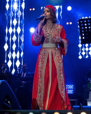 Balqees Ahmed Fathi Instagram - #القفطان_المغربي حاضر دائما ❤️🇲🇦
Styled by @cedrichaddad
Caftan by @maisonfatim
Hair @salon_mus_diva
Makeup @bexbeautyofficial
Photos @novarita.photography