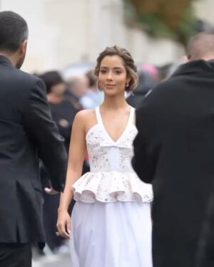Balqees Ahmed Fathi Instagram - Dreaming with @giambattistavalliparis 🌸
Thank you @giambattistavalli for having me 🤍
Stylist: @cedrichaddad
Makeup: @bexbeautyofficial
Hair: @ilhammestour
Photo Credits: @karlphotography
Video: @mario_capozzoli_
#Balqees #بلقيس #بلقيس_فتحي