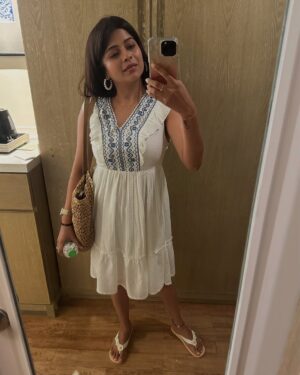 Bavithra B Instagram - #phuketphotos 
What I wore in #Phuket 😇 
Just can’t wait to go again and experience the #phuketmagic 

Also thank you so much @kaniha_official darling. So sweet of you to get me the evil eye bag. The bag helped me so much in my trip and I carried with me everywhere I went. 

#bavithra #singapenne #misssouthindia2017 #singapenneonsuntv