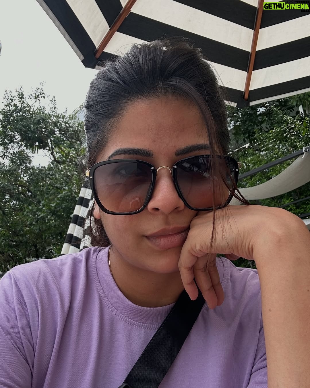 Bavithra B - 6.9K Likes - #phuketphotos
What I wore in #Phuket 😇
Just can’t wait to go again and experience the #phuketmagic
Also thank you so much @kaniha_official darling. So sweet of you to get me the evil eye bag. The bag helped me so much in my trip and I carried with me everywhere I went.
#bavithra #singapenne #misssouthindia2017 #singapenneonsuntv