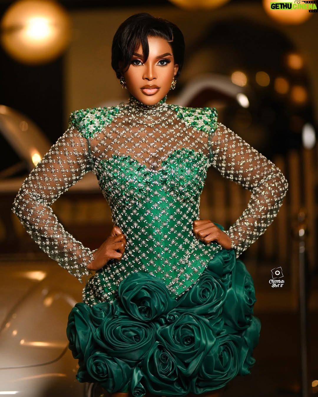 Benedicta Gafah - 52.4K Likes - Happy birthday to myself ššš».
.
.
Outfit by @prettyl_fashionworld
.
šø by @chocolate_shot_it
