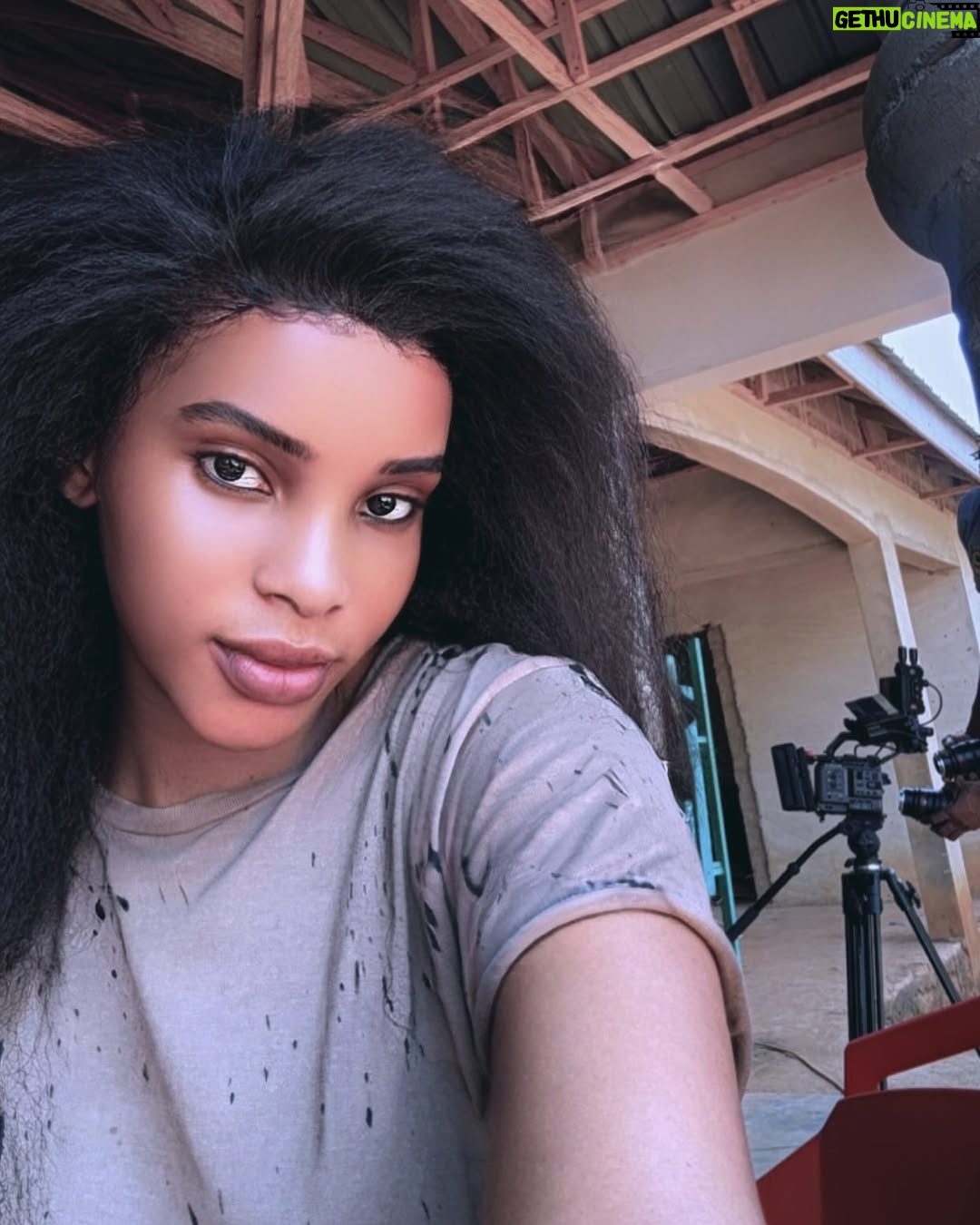 Benedicta Gafah - 35.8K Likes - God,if Iām ever chasing the wrong things,realign me.šš½
.
.
Another week on the set of,āamoanimaaās eraā.
Showing from Mondays-Fridays on @akwaabamagic .
Dstv channel 150 and go tv channel 102.š„³
.
#selfie #movies #series #location #setpics #dstvgh