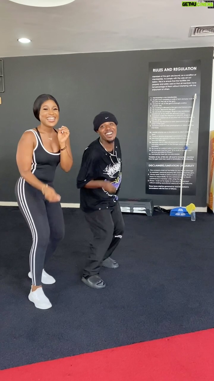 Berla Mundi - 23.8K Likes - #flashbackfriday
To when I used to be a professional dancer!!!
This is how you dance when your @payangelmoney has dropped in your account from Canada at the end of the month! Now we can chill proper!!! You can also get your friends and family to send you money using the fastest, easiest and most reliable app from USA, UK, Canada, Australia and Europe to 8 African countries and Asia (Bangladesh). Tell them to download the app now. #payangel #payangelmoney #berlaxpayangel
Shouts to @dancegodlloyd for being a good student back in the day 😊