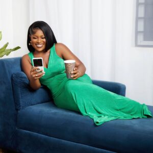 Berla Mundi Instagram - Hello Fri-yay.....It's good to see you again 😊 

Downloaded the @payangelmoney App yet? Heard about the #RemitCare insurance package available when you send money via Pay Angel? Check their page for more details 

#galaxyzflip6 #galaxyzfold6 #byoubyberlamundi #byouconference2024 #berlamundi #green