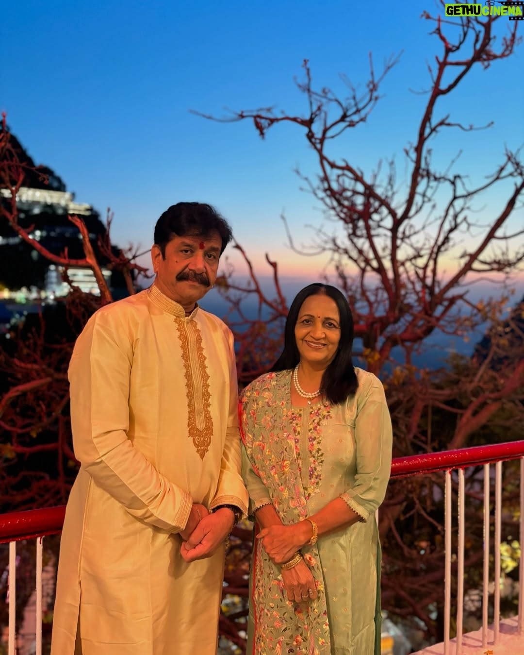 Bhoomi Trivedi - 8.1K Likes - माता वैष्णोदेवी के दर्शन चैत्र नवरात्री के पावन अवसर पर
#vaishnodevi
📸 @bassayush