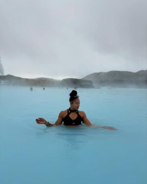 Bianca Crawford Instagram - Blue Lagoon🥶 ICELAND🇮🇸

Still can’t believe I was in Iceland!
#ESTofWWE
