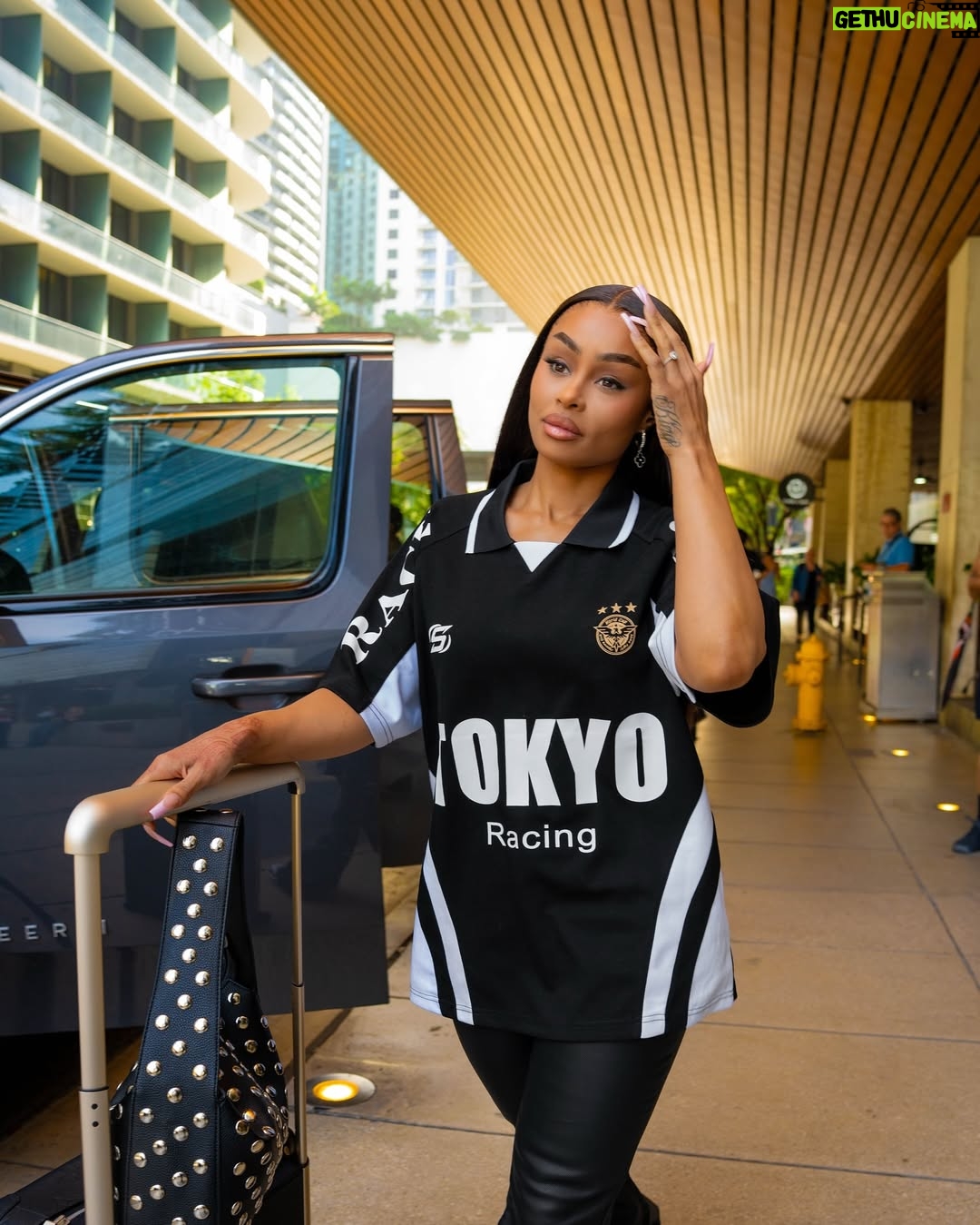 Blac Chyna - 37.8K Likes - Actress mode: Activated
Outfit / Purse @fashionnova