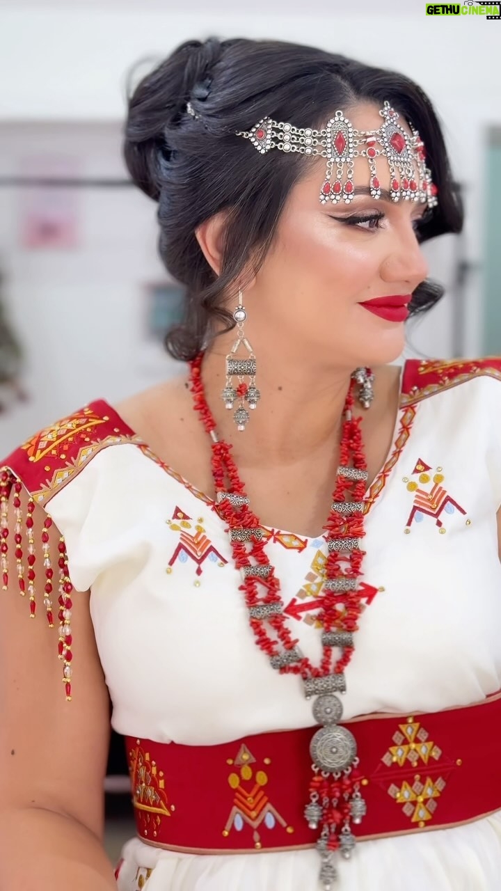 Bouchra Okbi - 53.9K Likes - Thaqvaylit ā„ļøā„ļø
Robe bouchra
@ets.elkechai.mycreation
Make up coiffure @sihems_makeup_coiffure
Bijoux @mp_bijoux_babahassen
Vous aimez ??