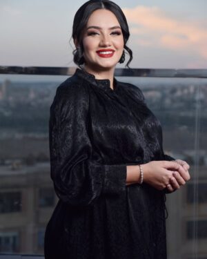 Bouchra Okbi Instagram - 🖤
@bouchra_24ans 
Dress @stylkom_dz