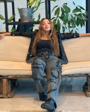 Brenda Wairimu Instagram - 🐃♠️🖤☕️🗝️🐈‍⬛♟️