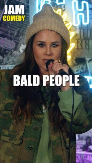 Brittany Furlan Instagram - Bald People have High Testosterone 🤣🎤: @brittanyfurlan #standupcomedy at @jaminthevan for @jamcomedyofficial fueled by Java Monster ☕️ (@monsterenergy) #bald #theory #comedian #comedyclub