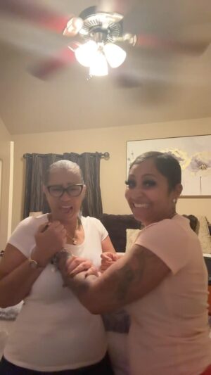 Brittney Bee Starr Williams Instagram - Y’all know I love to prank 😂😂😂😂 I bought a prank fake knife and act like I stab my mama @mspleshette1010 😂😂😂🤣😂😂😂😂