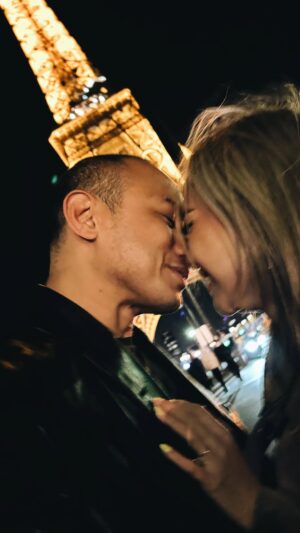 Bunga Citra Lestari Instagram - Waktu kian berjalan, dan kita pun tumbuh.. Setiap detik bersamamu mengajarkanku bahwa kita selalu punya kesempatan untuk memulai kembali..

Happy Birthday to the one who lights up my life again.. I Love You Suami @tikoaryawardhana ❤️