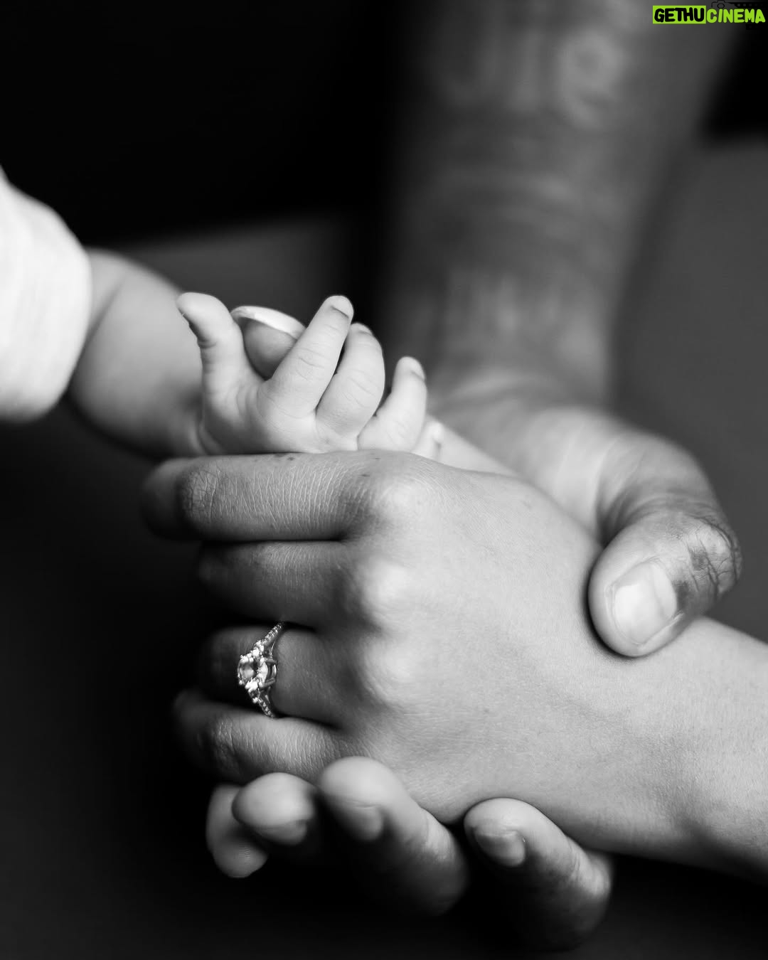 Buntu Petse - 135.9K Likes - Then there were three…
Thank you Sthandwa Sam for our little family.❤️🕯️
📸: @londamav & @therealqham