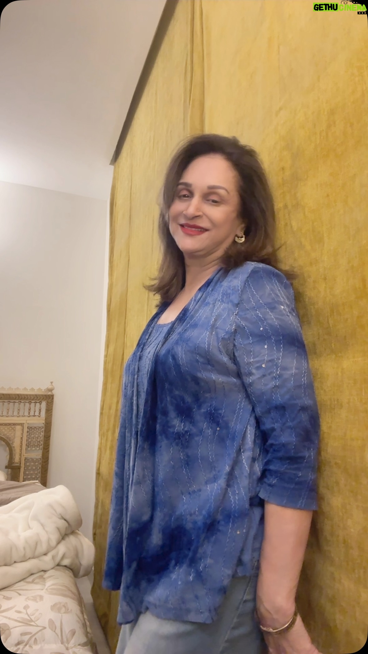 Bushra Ansari - 11.2K Likes - Blue blue. !!