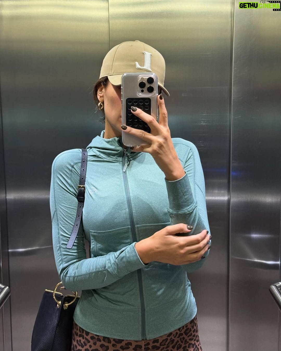 Camila Andrade - 10.9K Likes - La vdd que si tuviera que escoger mi momento más favorito diría que el último 🤭🤭🤭