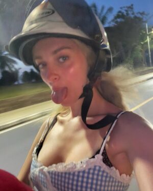 Camille Dhont Instagram - Aaaah Thailand: i🫰🏻u ❀ ◕ ‿ ◕ ❀