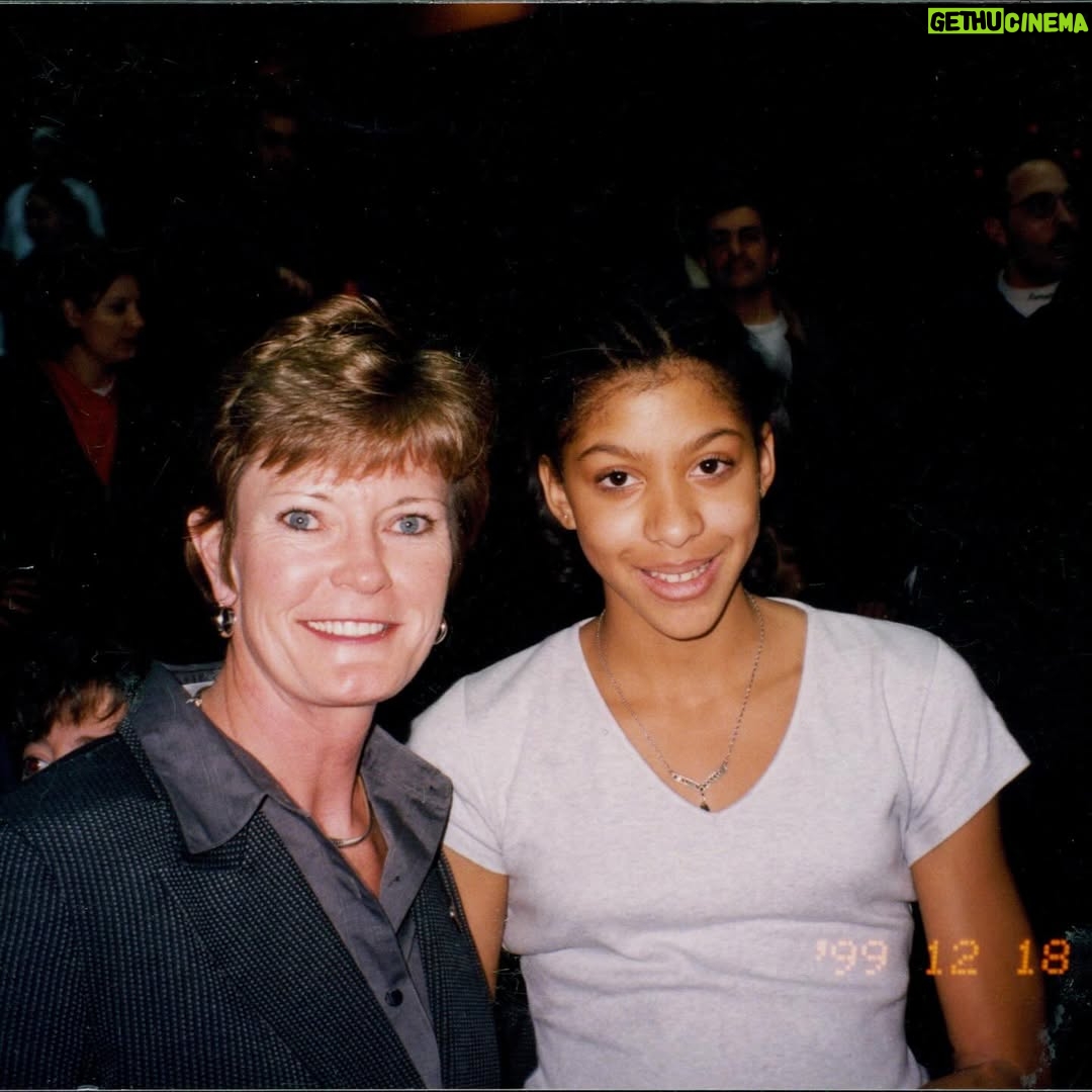 Candace Parker - 61.6K Likes - Annual tradition continued! Happy International Women’s Day!!! I don’t care if you are my blood, former Prez, best shooter ever, an ally…..this is our day 😂😂😂😂 (@sydneyleroux put me on to this and I think it’s hilarious sooo for those that don’t kick rocks and learn to take a joke)🫠🤭