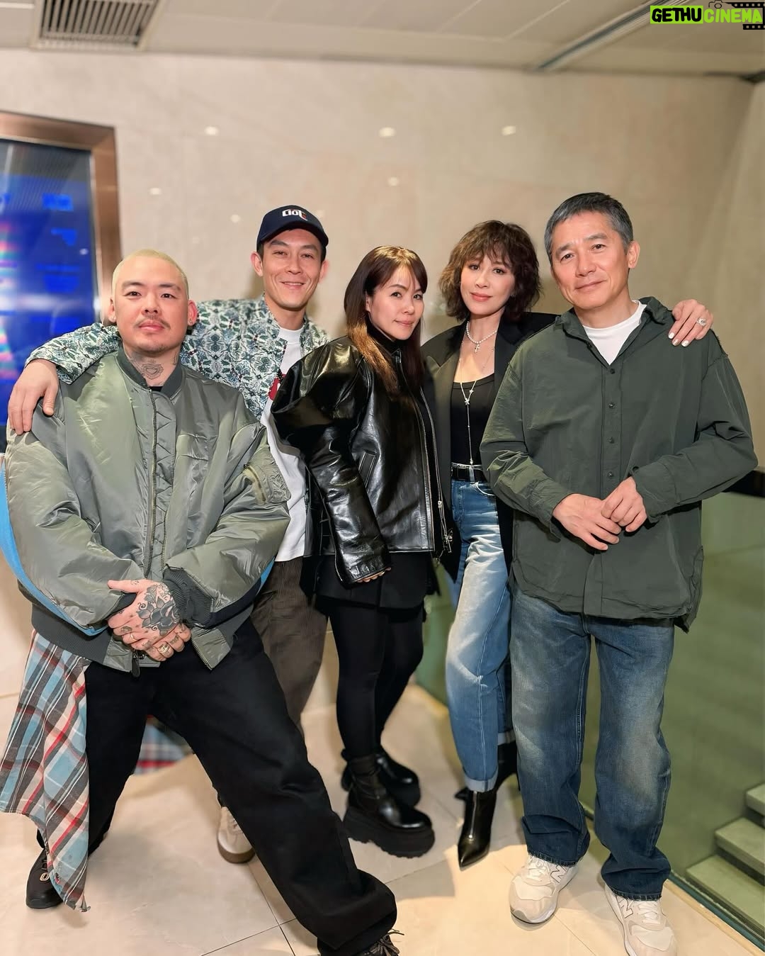 Carina Lau - 9.5K Likes - 😍 @edisonchen @_dr_woo_ @sacaiofficial @kpee @hilaryasdf