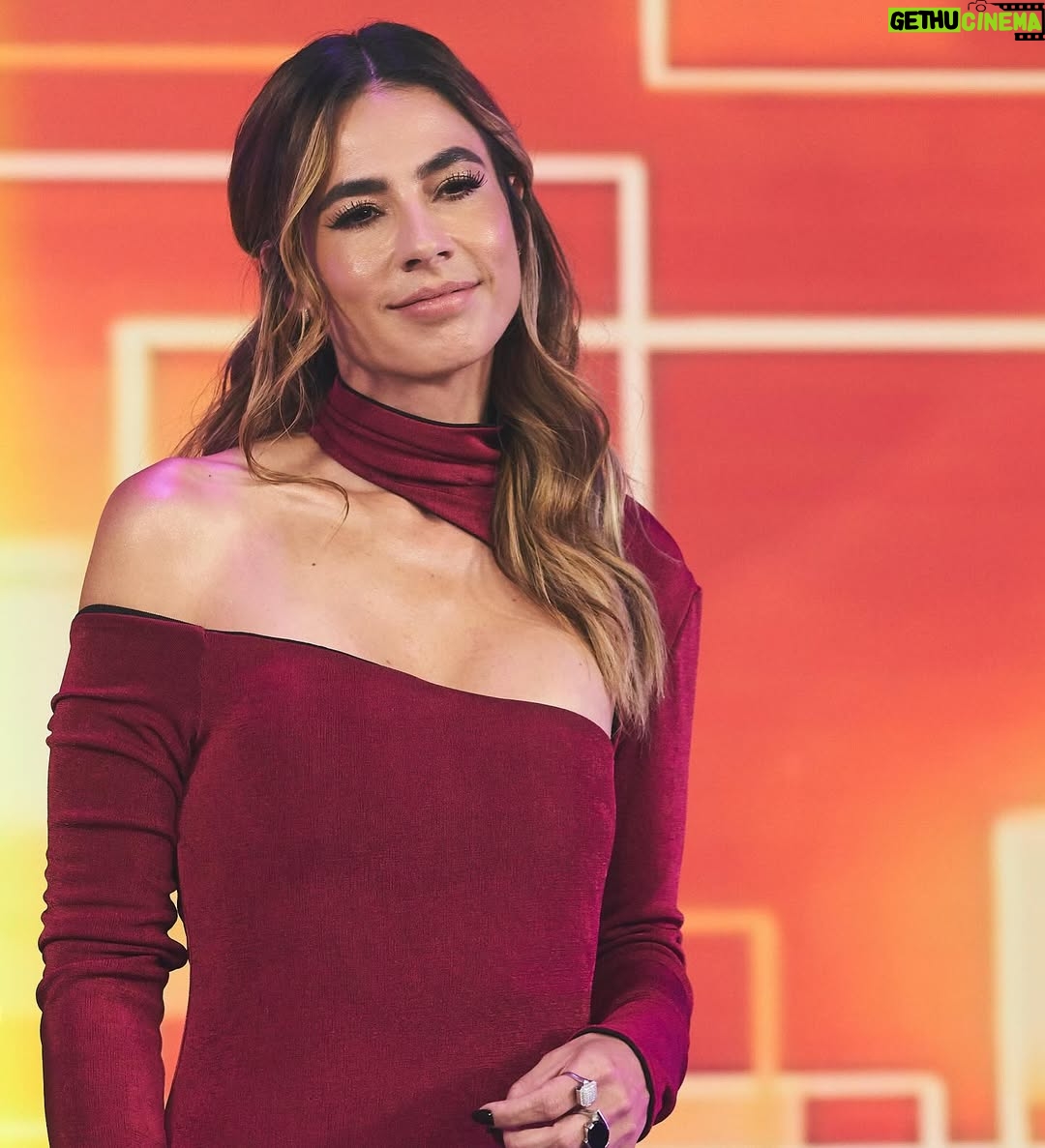 Carla Giraldo - 25.9K Likes - Ya es FEBRERO !