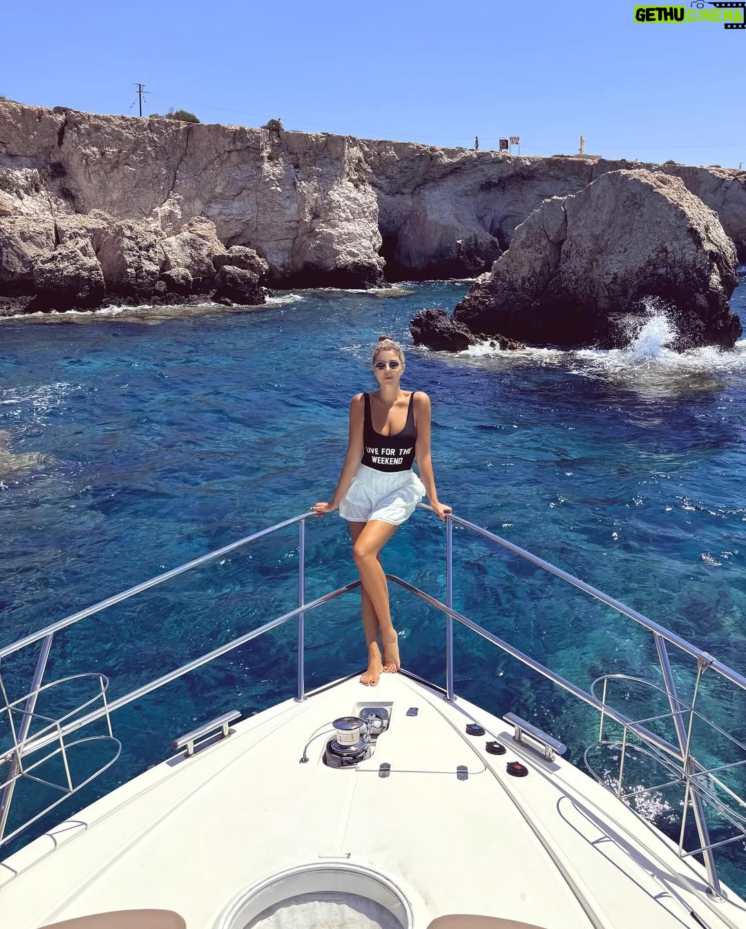 Carla Haddad - 10.6K Likes - P☀️sitive vibes ☀️nly #carlahaddad #mediterranean #sea #summer @mykitaofficial