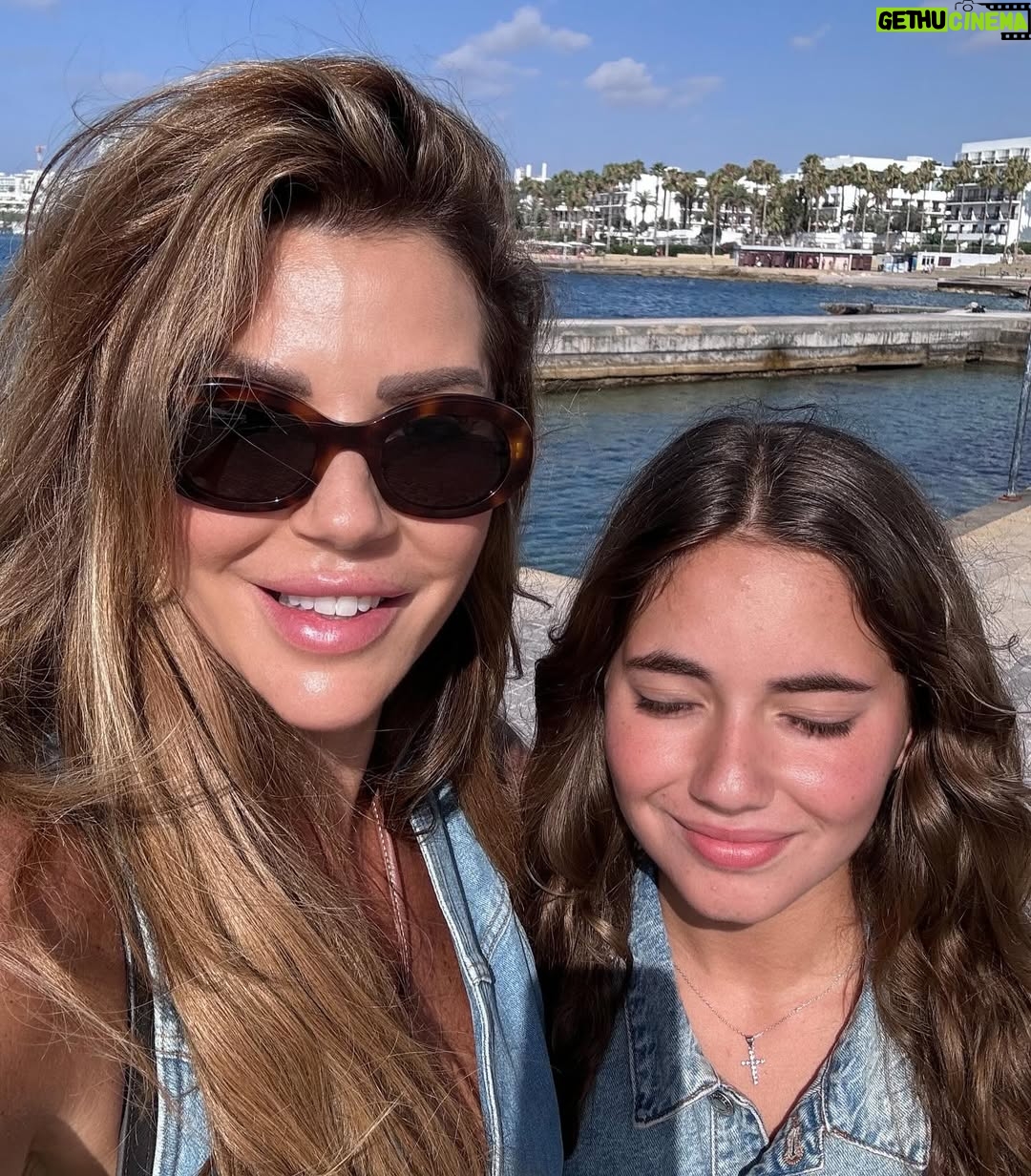 Carla Haddad - 13.4K Likes - Sunshine and smiles ☀️😀
Quality time with my @l.aboujaoude #cyprus #paphos #motherdaughter #love #summer #sun