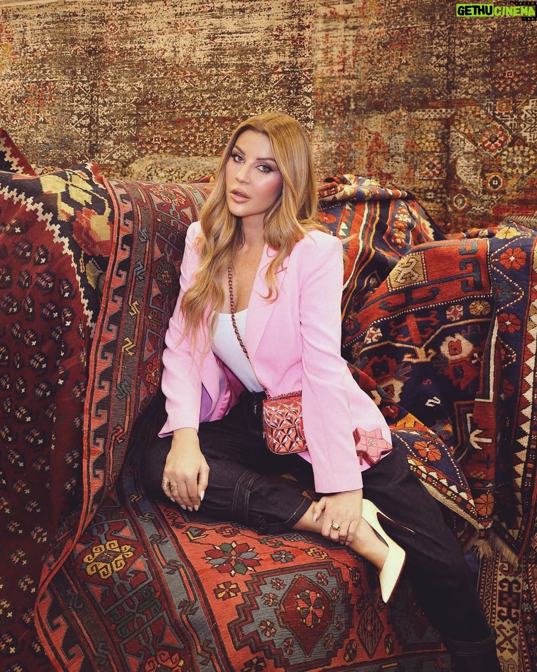 Most liked Instagram photo of Carla Haddad