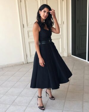 Carmen Bsaibes Instagram - The knower | العارف | Premiere 🤗

Dressed by @alexandermcqueen @netaporter 

Styled by @cedrichaddad