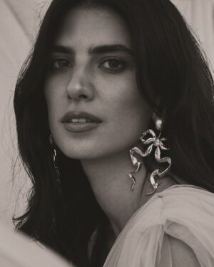 Carmen Bsaibes Instagram - More from my cover story with @hayamagazine

Photography @elsnland 
Art direction @farahland @sima.maalouf 
Styling @jessicabounni 
Makeup @faceplacebeirut 
Hair @georgesmattarofficial

Interview in bio @toniinaa