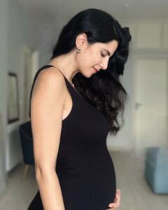 Actress Carmen Bsaibes HD Photos and Wallpapers March 2025