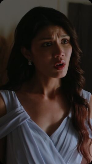 Carmen Soo Instagram - Dah lah dimadukan. Dianggap tak penting pulak 💔🥀

11 April 2025, 2 episod serentak. Jom Usha dan Strim Astro Originals #FirstWives di On Demand dan Strim Astro GO. Boleh layan di mana mana saja, bila- bila masa!

ATAU

#JomUsha Astro Originals First Wives hanya dengan Astro One atau aplikasi sooka! ✨📲

@missmimilana @themelissacampbell @malekmccrone @charles_roberts76 @carmen_soo @andytehkh @songbill_ @theebaan_g @zeeraazizi @infinitusfilmsmy @gooddaymilkmy

#AstroOriginals #FirstWives #SistersBeforeMisters #AstroOne #Sooka #GooddayChargeXAstroOriginals #penuhaksipenuhtenaga #fullchargefullaction  #GooddayChargeXFirstWives #ChargeUP #GooddayMilkMy #GooddayCharge #MunculYangTerhebat
