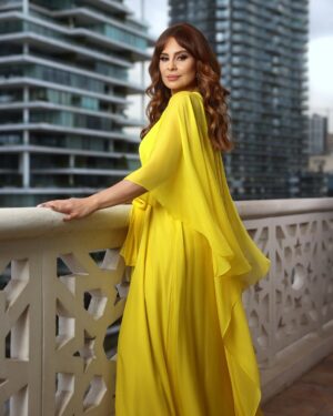 Carole Samaha Instagram - Love, light, and a little more of نفس ✨💛

Location: @phoeniciabeirut
Photographer: @ahmadyounesphotography
Dress: @pearlbrandsonline #carolinaherrera
Makeup: @paulconstantinian
Hair: @Husseinsafwann

#CaroleSamaha #كارول_سماحة