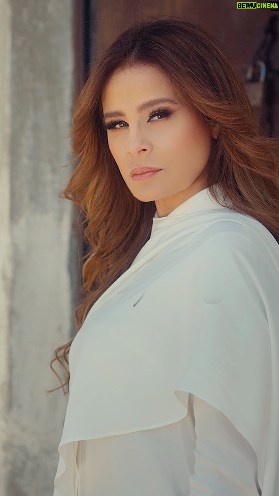 Carole Samaha - 13.4K Likes - 🇱🇧..اخرجوا من أرضنا
#أيها_المارون للكبير #محمود_درويش من #الألبوم_الذهبي