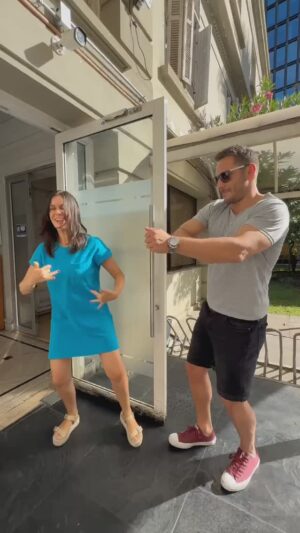 Carolina Varleta Instagram - ¡La espera terminó! 🎉 Carola Varleta(@varletazo) está de vuelta en ‘La Hora del Taco’ junto a Francesco Gazzella. 😎📹 #LaHoraDelTaco #CarolaEstáDeVuelta #TrendAlert