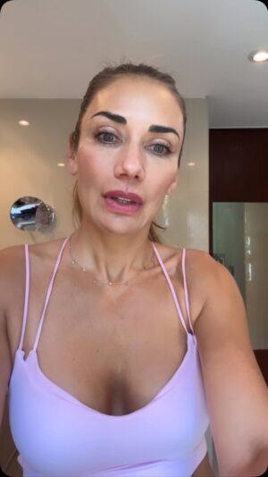 Carolina de Moras Instagram - Un dato para compartir!⭐️🙌🏻

 #natural #skin #skincare #bodycare #body