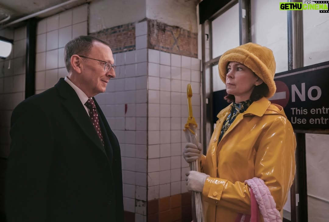 Carrie Preston - 2.1K Likes - Michael Emerson’s secrets can’t outsmart Elsbeth… but that won’t stop him from trying. 👀🕵️♀️ #elsbeth #sneakpeek #tvshow #comedy #mystery