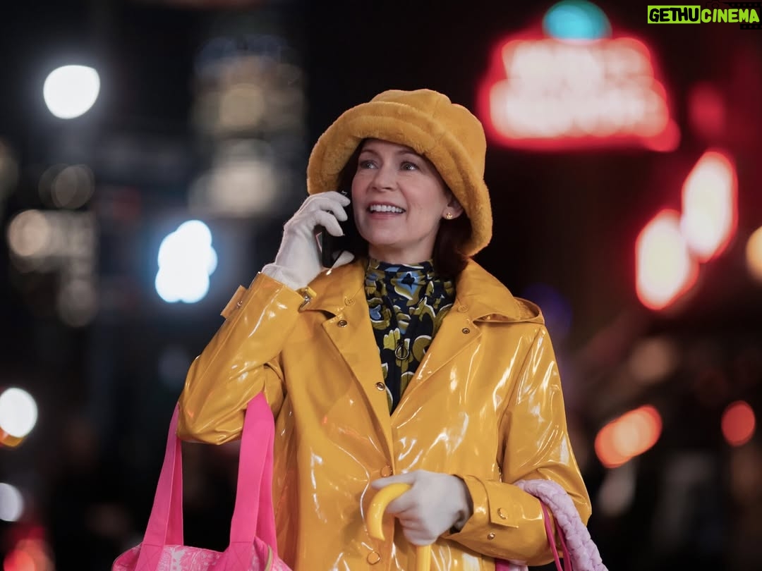 Carrie Preston - 2.1K Likes - Michael Emerson’s secrets can’t outsmart Elsbeth… but that won’t stop him from trying. 👀🕵️♀️ #elsbeth #sneakpeek #tvshow #comedy #mystery