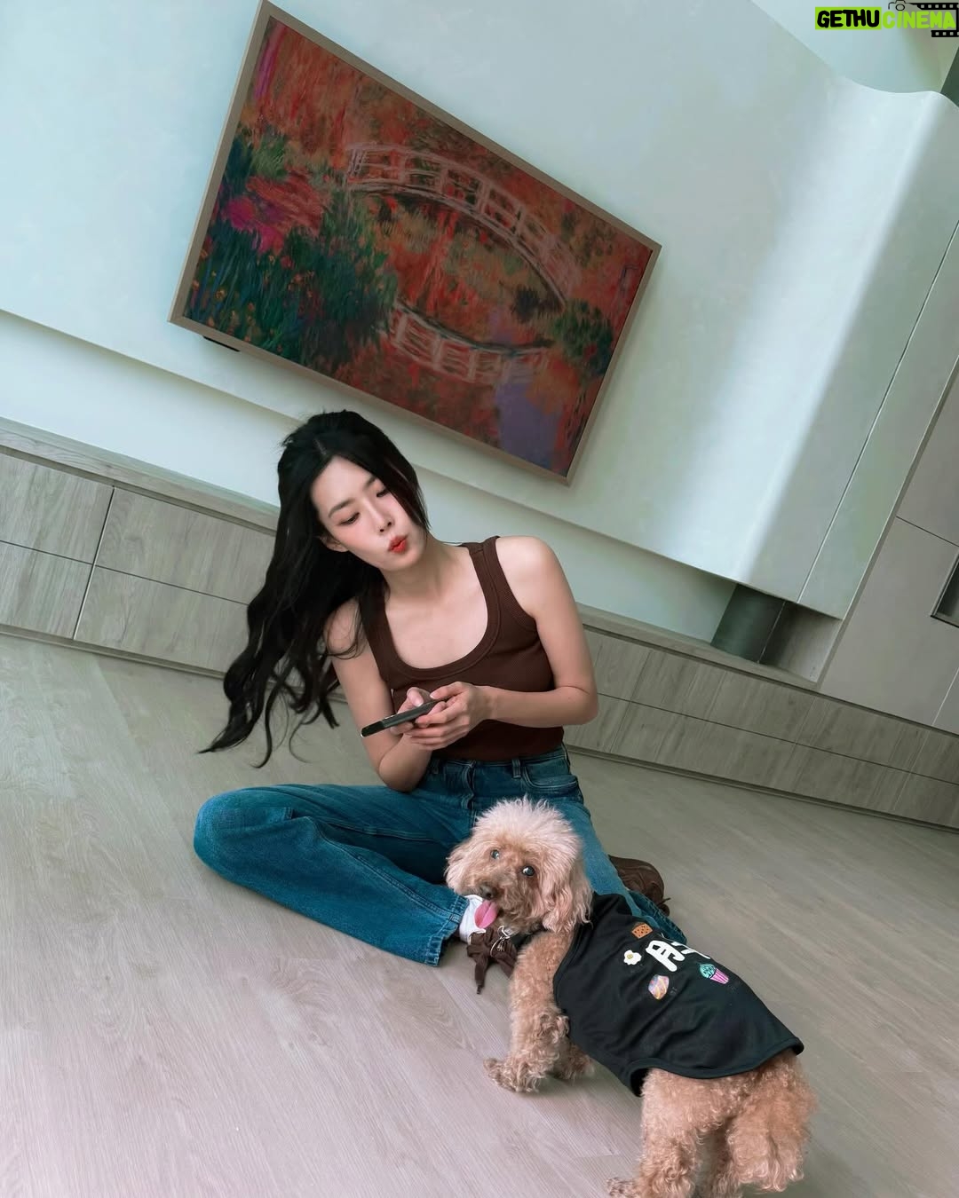 Carrie Wong - 6.4K Likes - Little sneak peek of my new place! So excited things are finally falling into place.
Very happy that I already got my new Canvas TV from @hisensesg delivered! Super space saving as everything is integrated into 1 piece without needing extra connect box or external speakers, and it’s so beautiful it literally looks like a painting 🖼️♥️
Looking forward to build my little home 🫶🏻