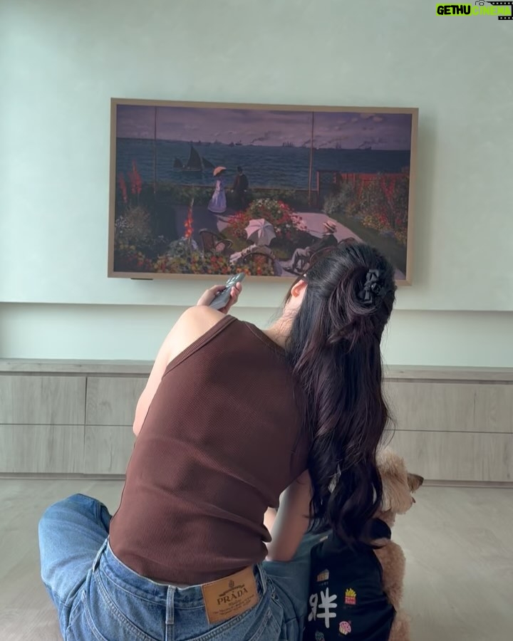 Carrie Wong - 6.4K Likes - Little sneak peek of my new place! So excited things are finally falling into place.
Very happy that I already got my new Canvas TV from @hisensesg delivered! Super space saving as everything is integrated into 1 piece without needing extra connect box or external speakers, and it’s so beautiful it literally looks like a painting 🖼️♥️
Looking forward to build my little home 🫶🏻