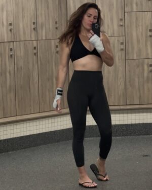 Cat Zingano Instagram - It’s officially fight camp 💪 

@globalfightleague 

#gfl #may11 #losangeles