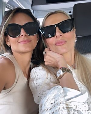 Catalina Maya Instagram - Hoy tengo mucho qué agradecerles a las mujeres de mi vida. Mujeres con fuerza, echadas para adelante que me inspiran todos los días.

Feliz día de la mujer a todas 🩷 Que no se nos olvide la fuerza que tenemos para tomar decisiones y sacar adelante todo lo que soñemos.