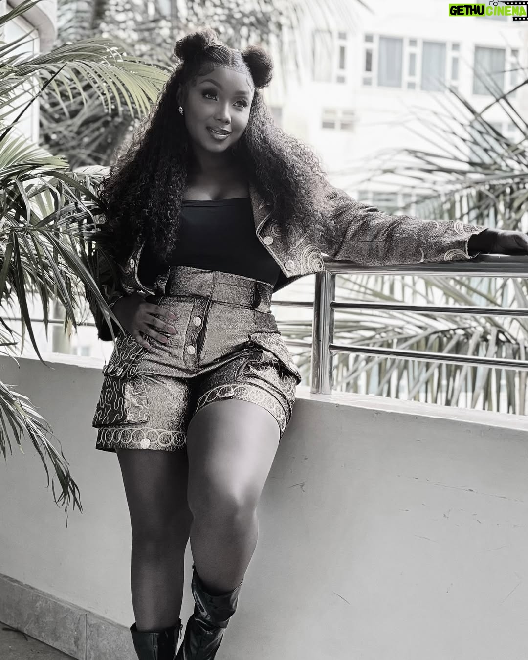 Catherine Kamau - 24.5K Likes - Always knew i was the Golden Child lol āØāŗļø
#BurnaInNairobi